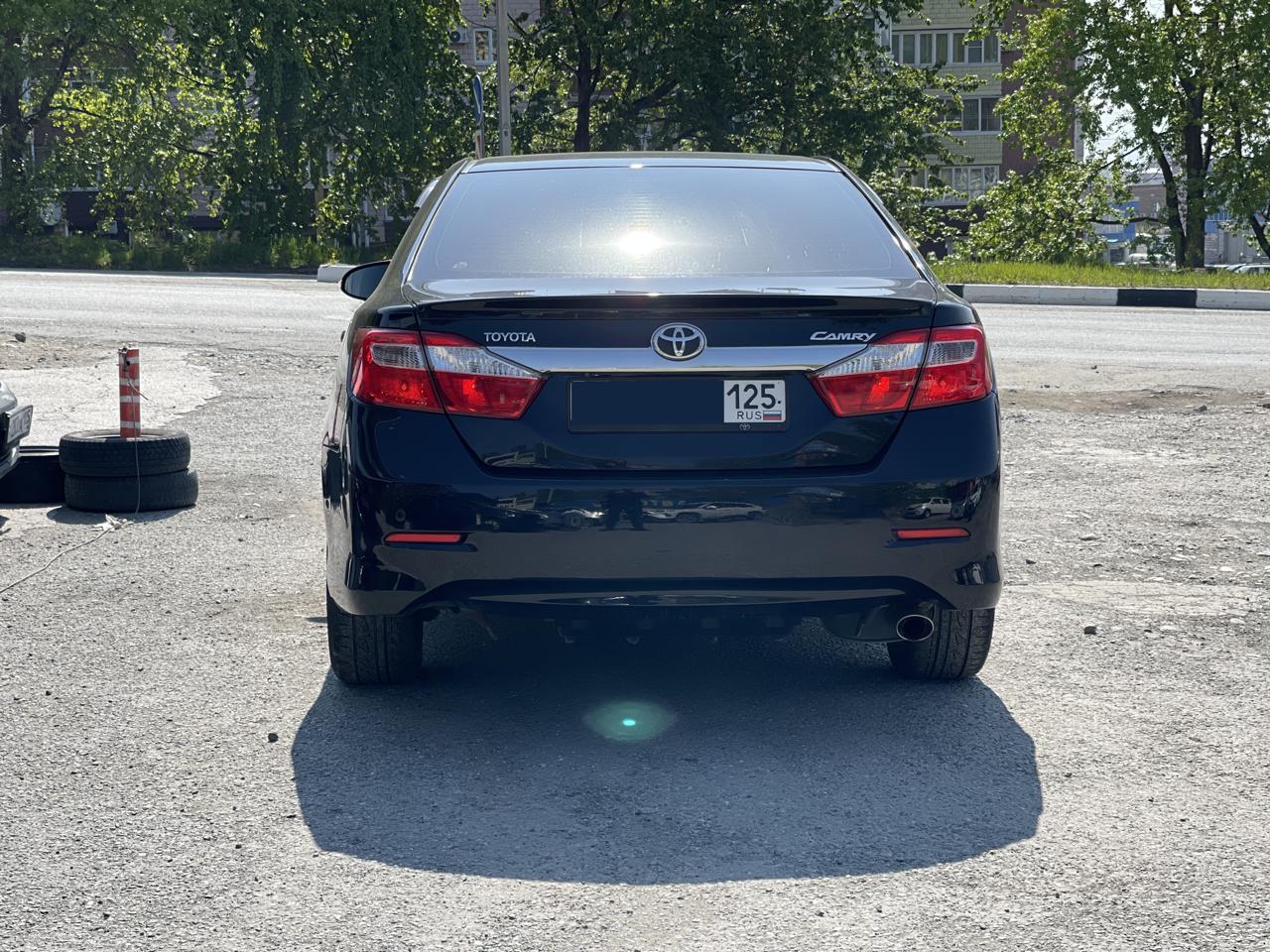 TOYOTA Camry 2012 год