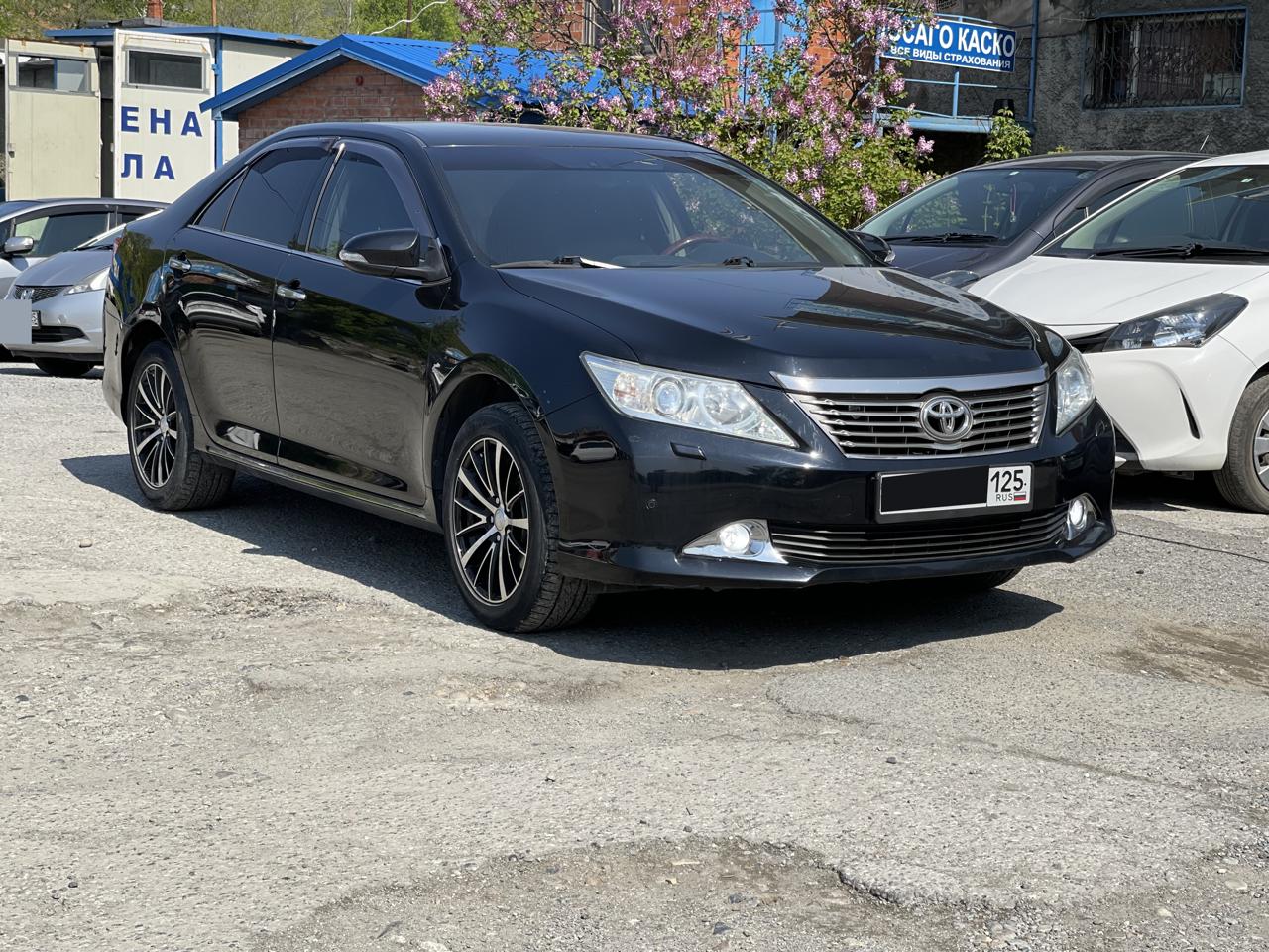 TOYOTA Camry 2012 год