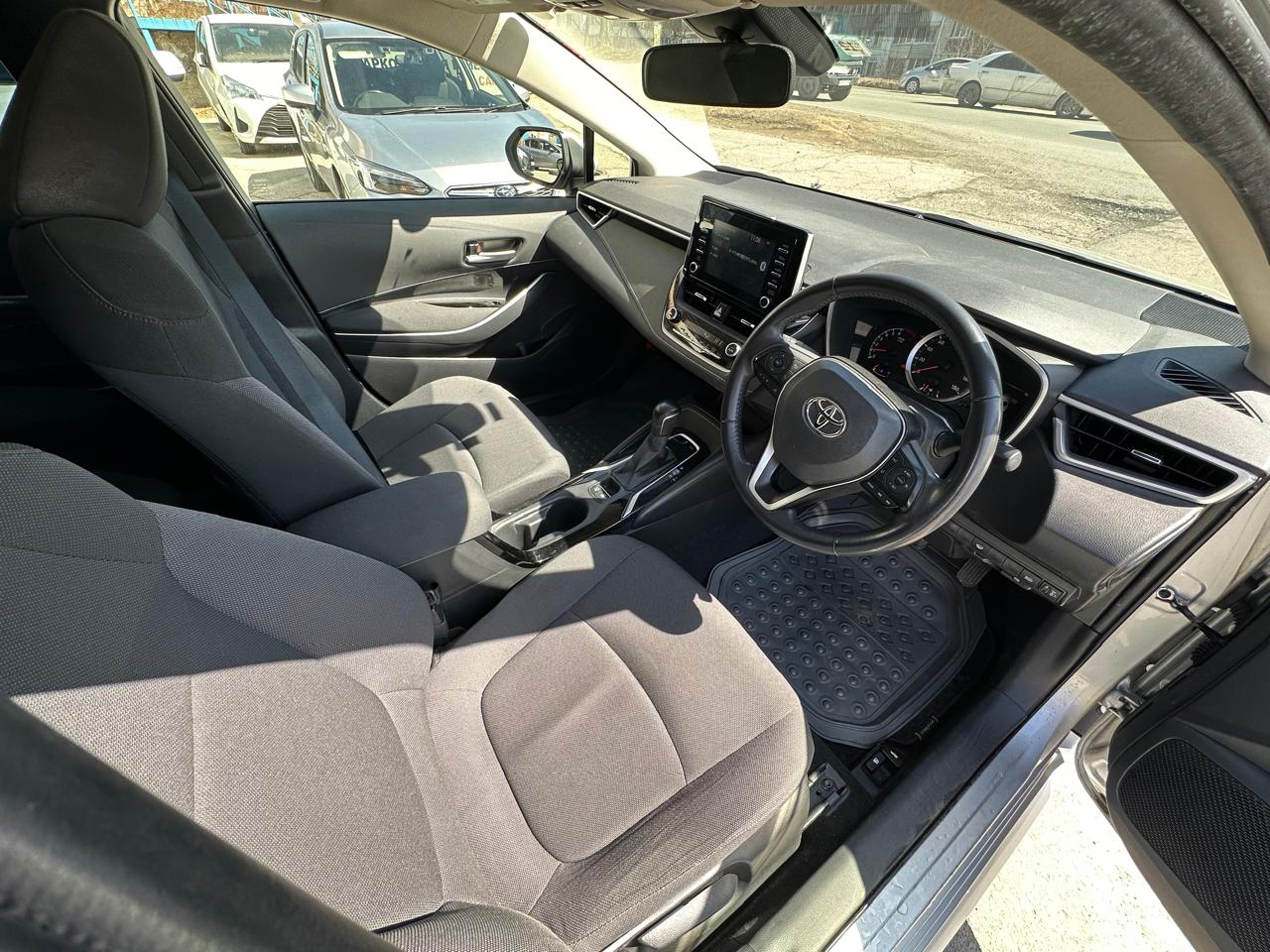 TOYOTA Corolla Sedan 2020 год