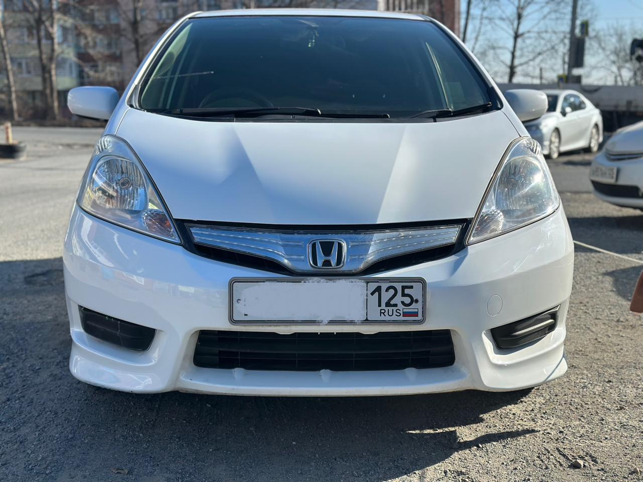 HONDA Fit Shuttle 2013 год