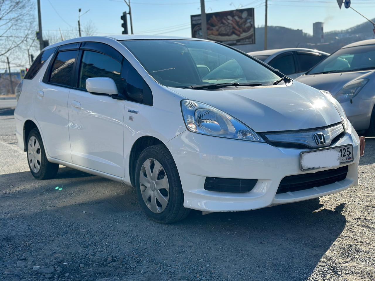 HONDA Fit Shuttle 2013 год