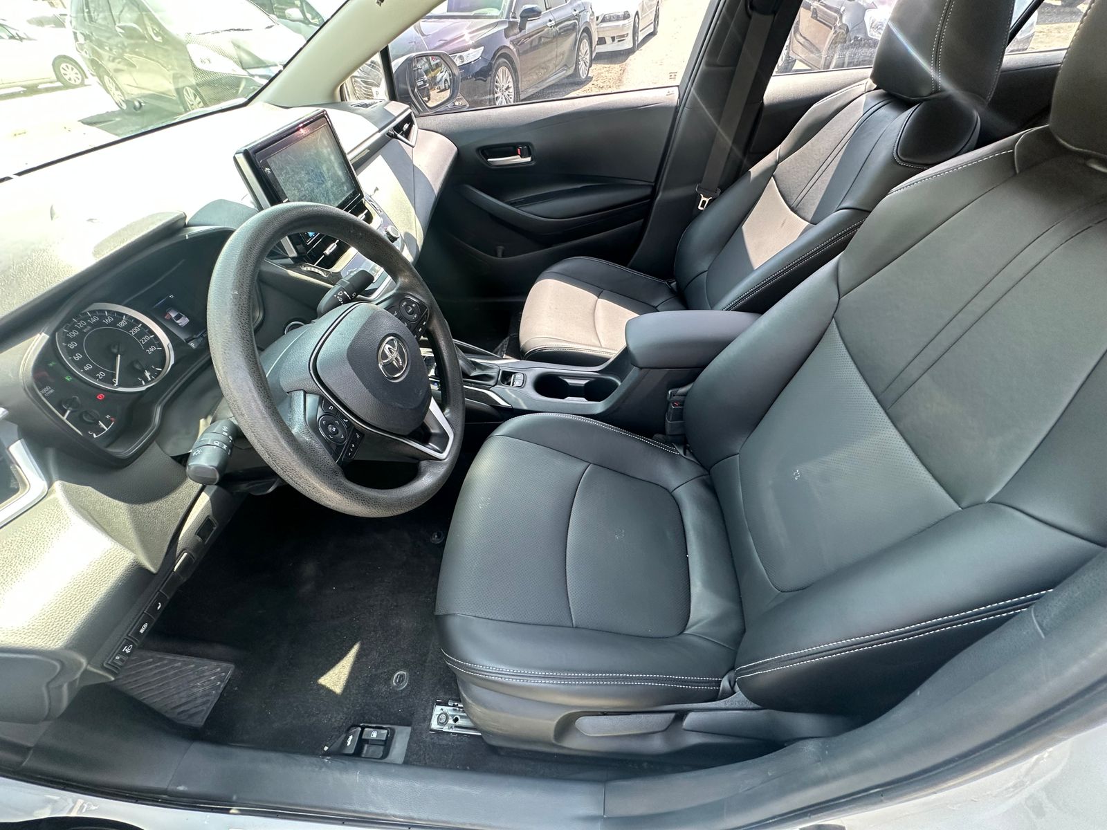 TOYOTA Corolla Sedan