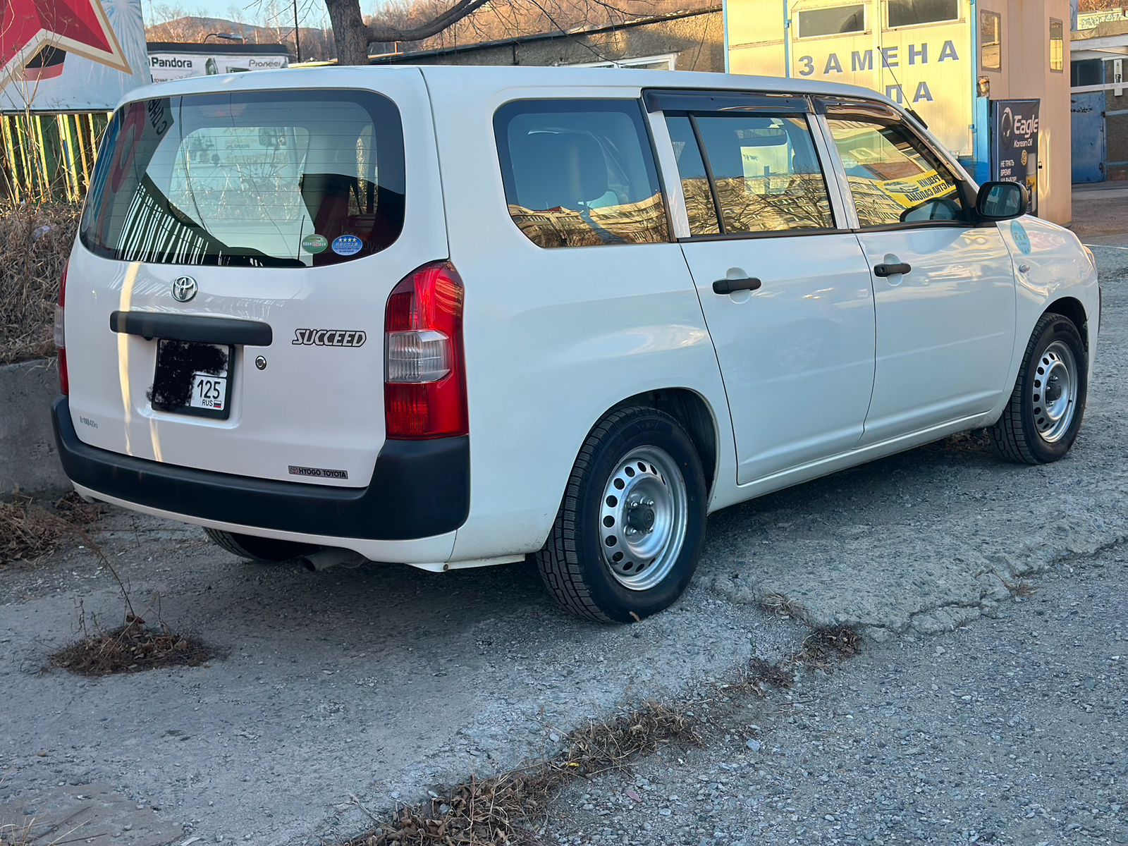 TOYOTA Succeed