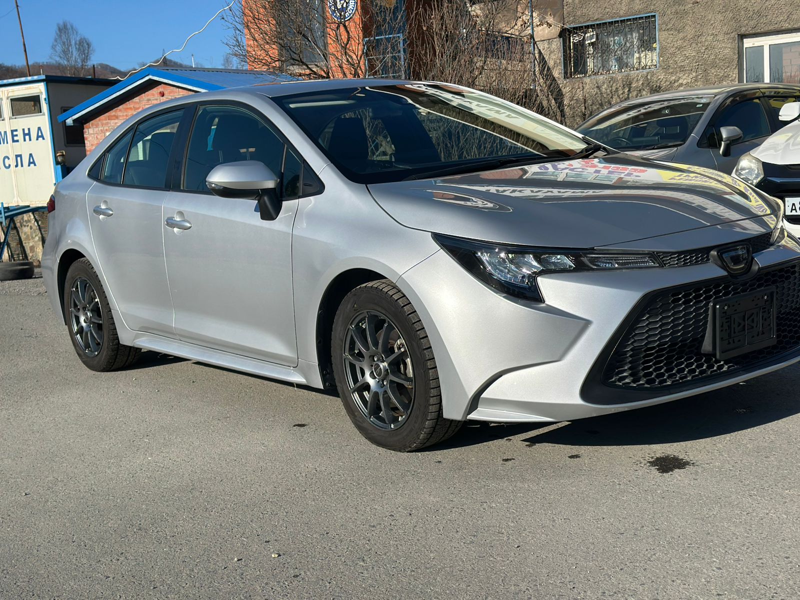 TOYOTA Corolla Sedan