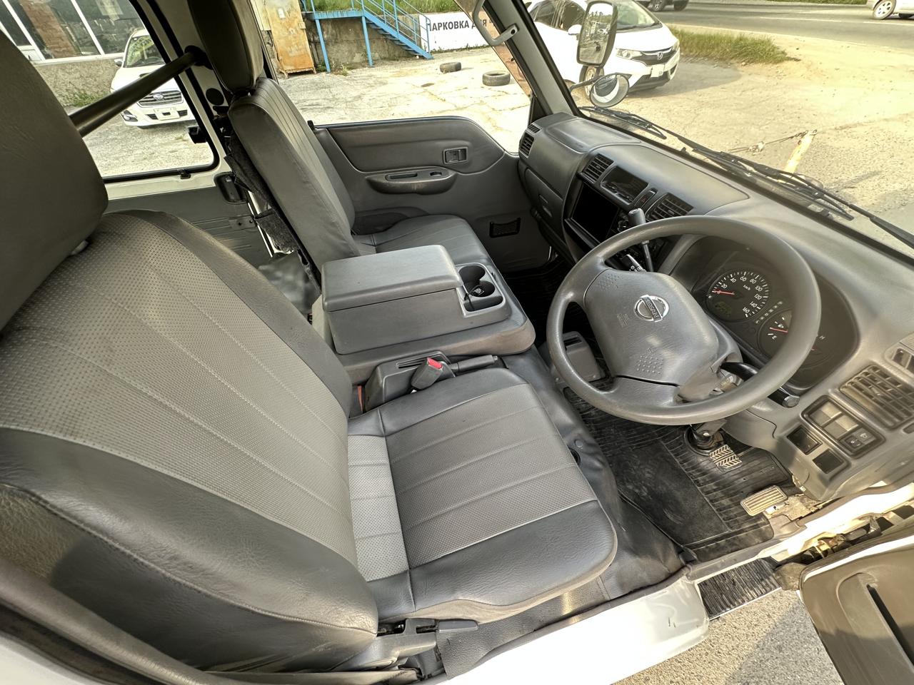 NISSAN Vanette