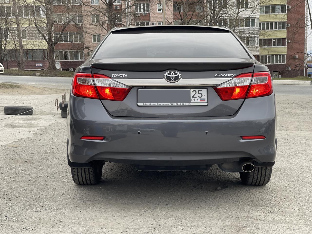 TOYOTA Camry 2013 год